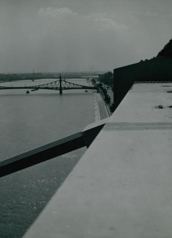 Kilátás az Erzsébet hídról