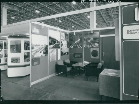 Az 1979-es Hungarokorr, nemzetközi korrózóvédelmi kiállítás standjai 