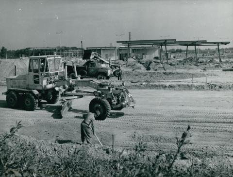 Az M3-as autópálya Szilas pihenőhelyének építése