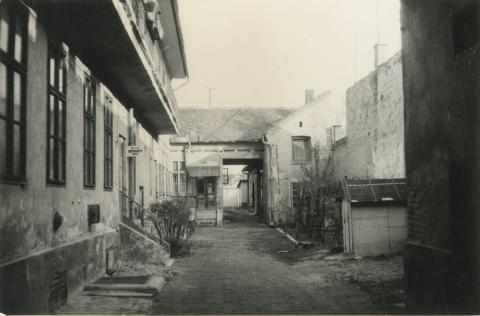 Debrecen. Péterfia utca 45.