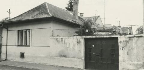 Debrecen. Pereces utca 9.