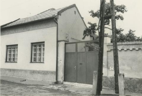 Debrecen. Pereces utca 9.