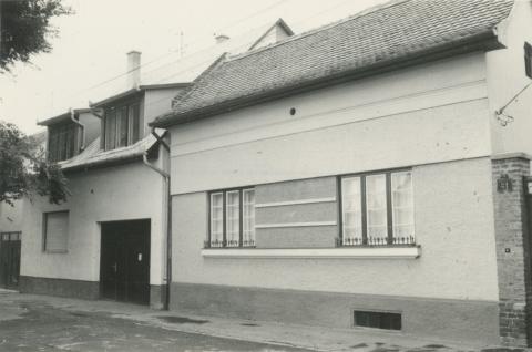 Debrecen. Pereces utca 21.