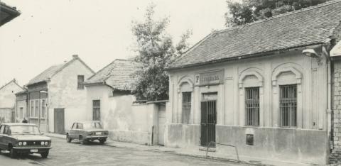 Debrecen. Maróthi György u. 38. Fácánkakas étterem