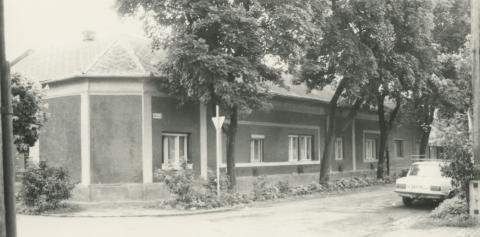 Debrecen. Gólya u. - Veres u. sarka