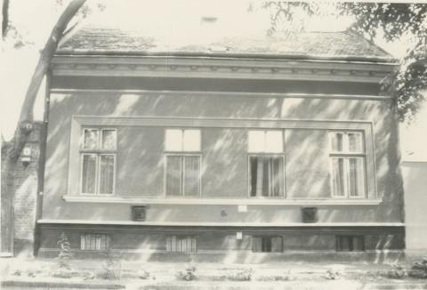 Debrecen. Ötmalom utca 6.