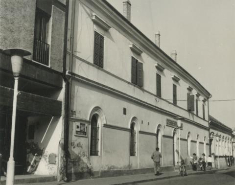 Szigetvár. Vár utca 1.