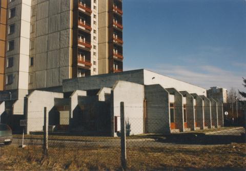 Kaposvár. Béke utca 28. APEH Somogy megyei Igazgatóság irodaépület 