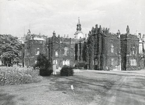 Martonvásár. Brunszvik-kastély