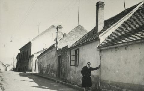 Pécs. Aradi Vértanúk útja