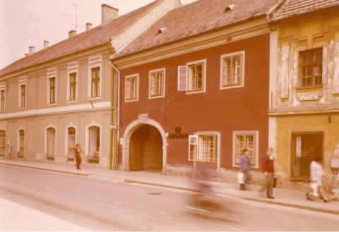 Eger. Zalár utca 1. műemlék helyreállítás