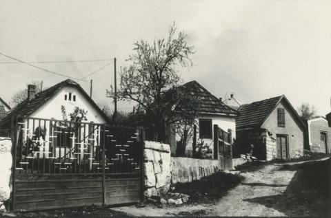 Noszvaj. Mátyás tér