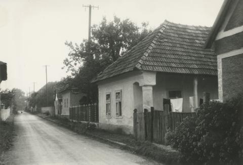 Nagyvisnyó. Ady Endre utca 4-6.