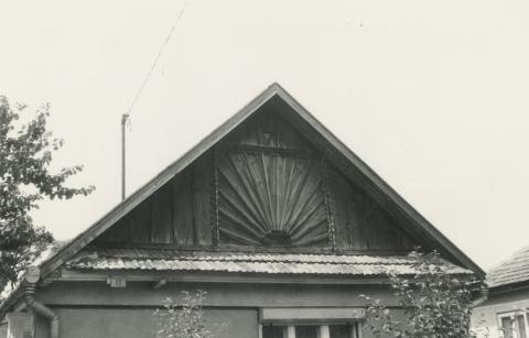 Boconád. Vöröscsillag utca 13.