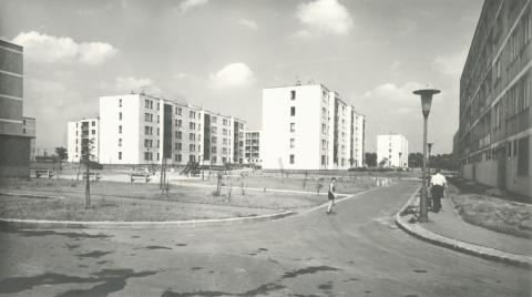 Budapest. Mádi utcai lakótelep a Kéknyelű utcából
