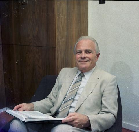 Szécsi László profilkép fotózása az UVATERV-nél
