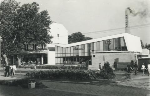 Balatonboglári hotel étterem és bár épülete