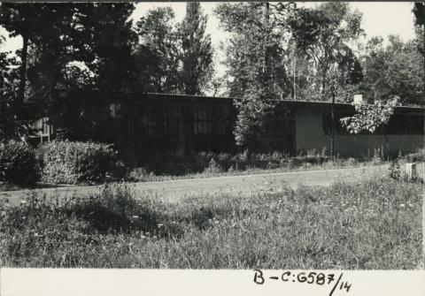Balatonföldvári motel épülete
