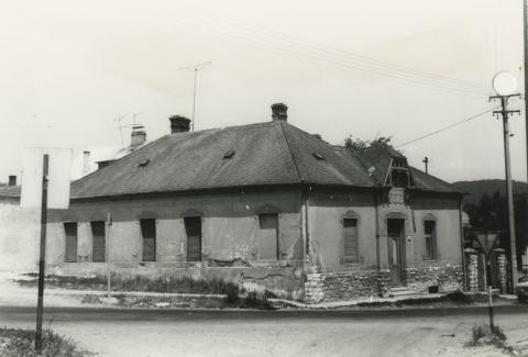 Balatonfüred. Siske utca 19. Szecessziós lakóház.