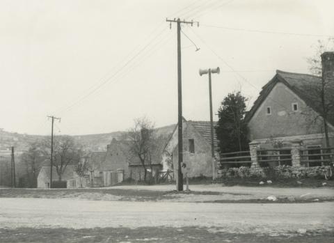 Pécsely. Hosszú utca 67.