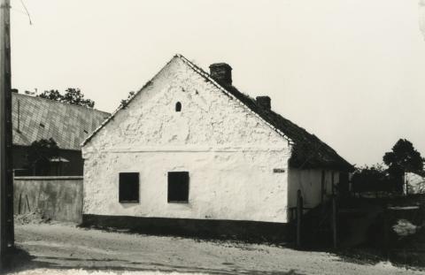 Kisapáti. 53-55 számú lakóház képe