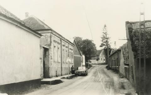 Kővágóörs. Jókai utca