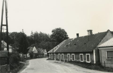 Lesencetomaj. Kossuth utca. Bognárműhely.