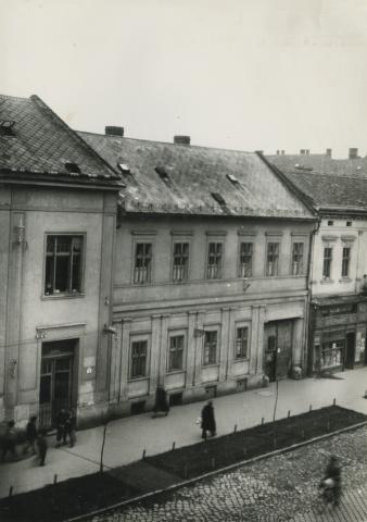 Debrecen. Anna utca 7.