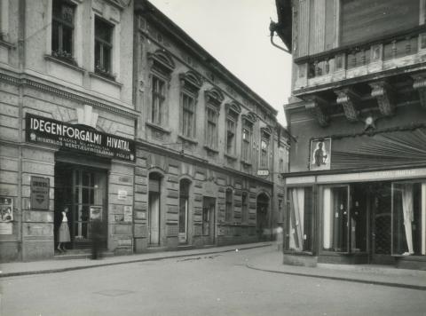 Eger. Jókai u. 10. Idegenforgalmi Hivatal