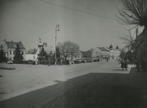 Esztergom. Széchenyi tér
