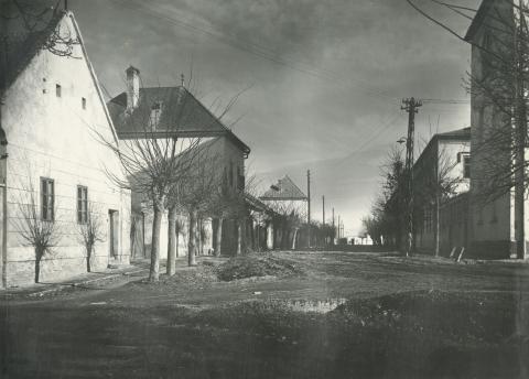 Kalocsa. Kunszt érsek utca