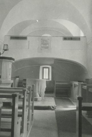 A balatonszőlősi református templom belső tere
