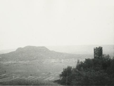 Kilátás a csobánci várból a Szent György-hegy felé