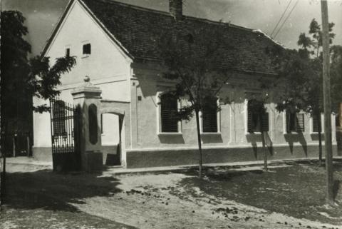 Balatonkeresztúr, Kossuth Lajos u. 35.