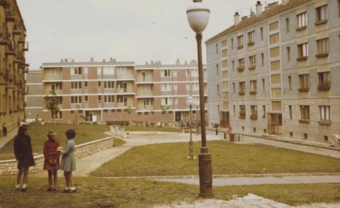 Kazincbarcika. Béke tér